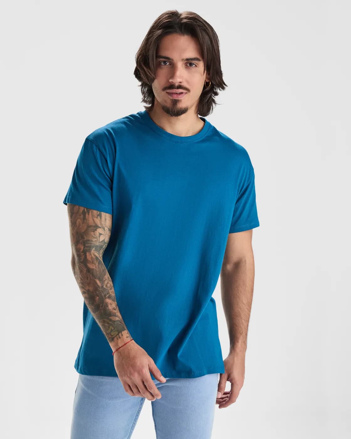 Camiseta algodón casual en uso